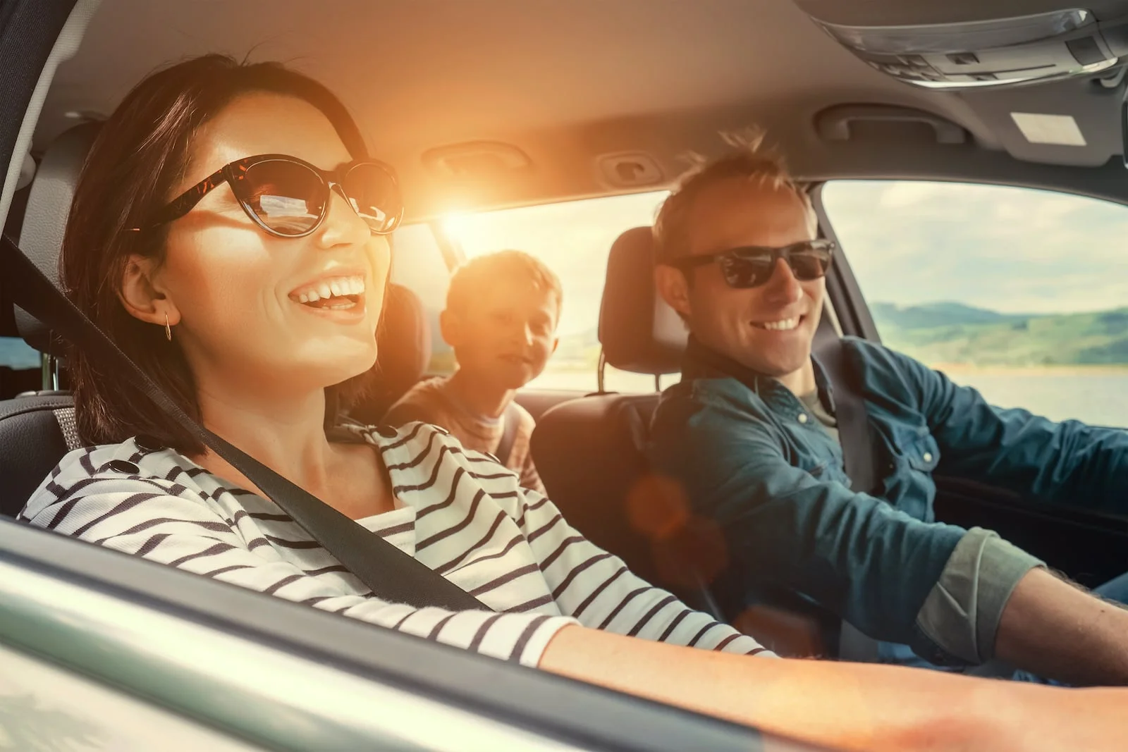 auto_insurance family smiling